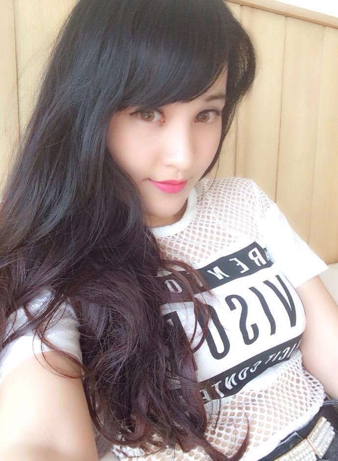 西班牙烈焰红唇